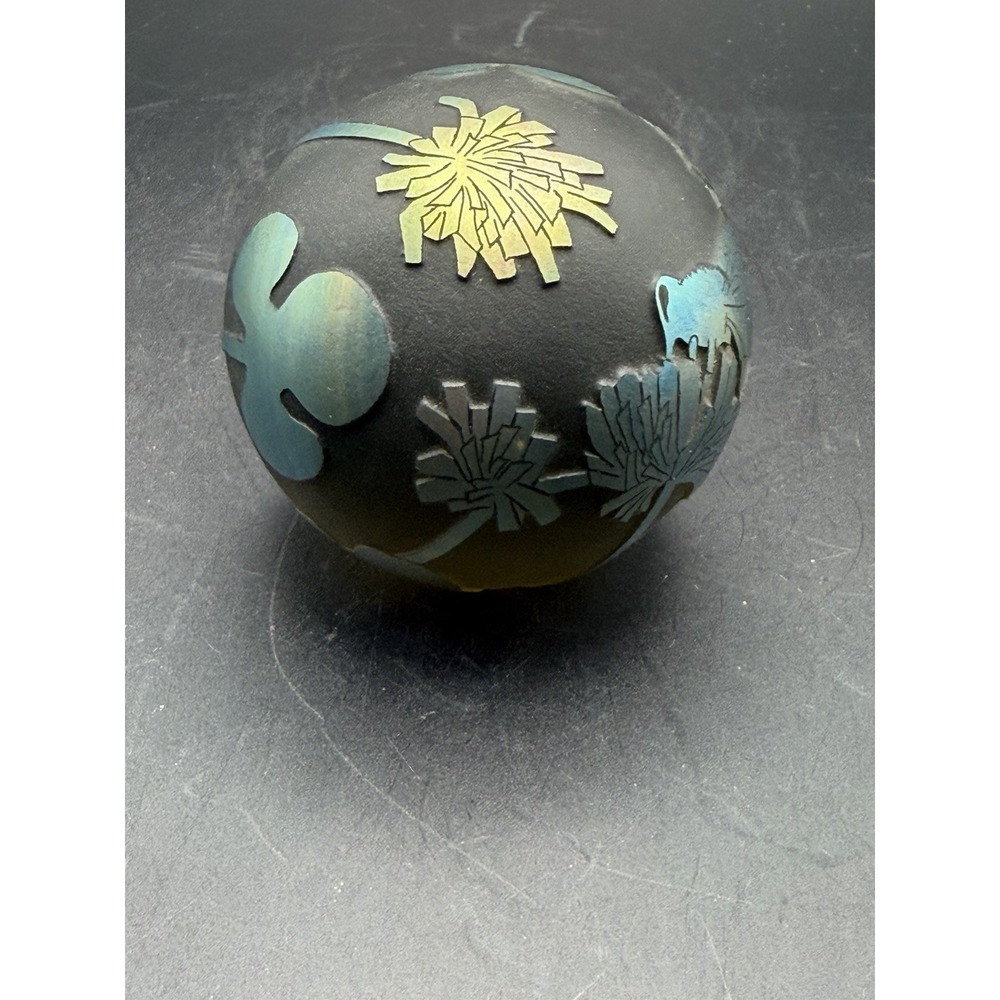 Vandermark Doug Merritt 1985 Iridescent Etched Glass Sphere Paperweight